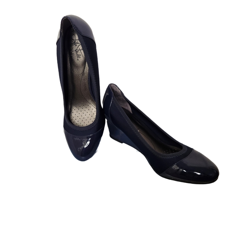Lifestyle Stretch  wedge Pumps Blue Size 9.5